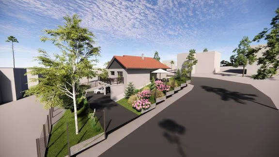 Maison à toiture en tuiles sur terrain en pente, avec balcon et jardin
